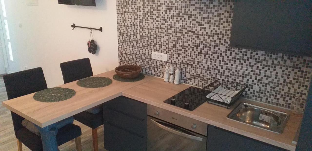 Jovich Apartments 3 Mošćenička Draga المظهر الخارجي الصورة