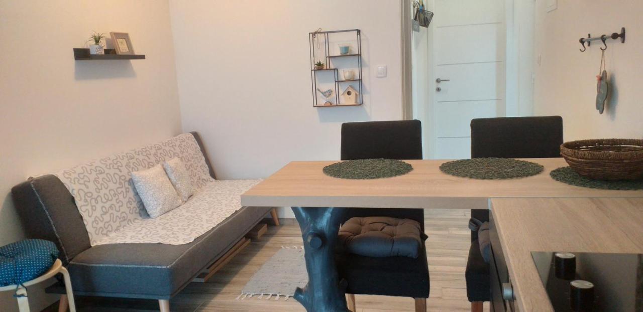 Jovich Apartments 3 Mošćenička Draga المظهر الخارجي الصورة