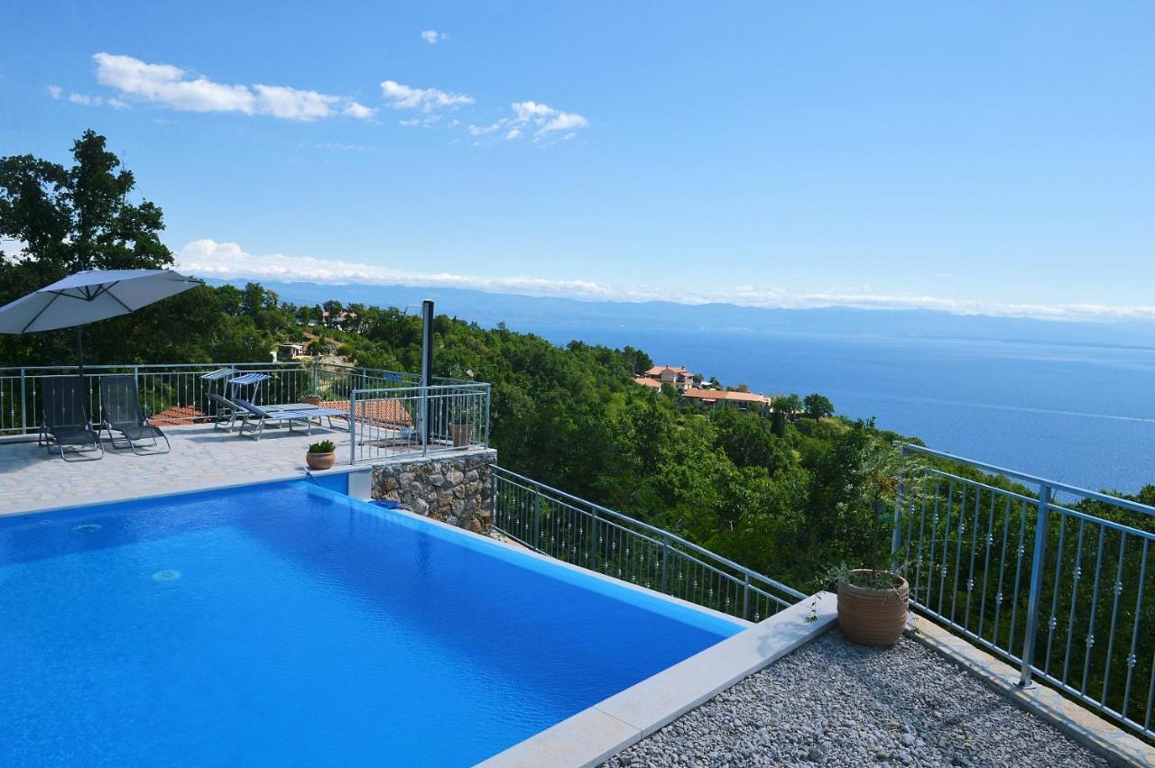 Jovich Apartments 3 Mošćenička Draga المظهر الخارجي الصورة
