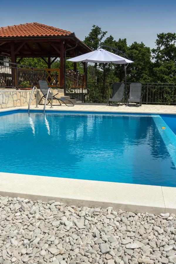 Jovich Apartments 3 Mošćenička Draga المظهر الخارجي الصورة